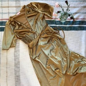 You’re a goddess, dress like one.